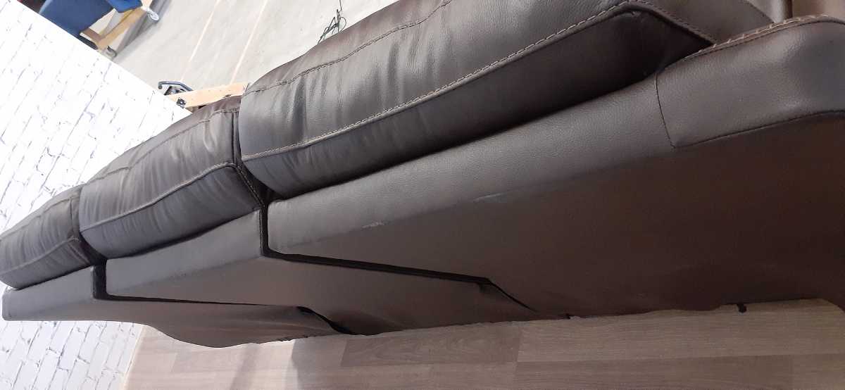 Mindanao Power Reclining Sofa with Adjustable Headrest - Gallery Image 6